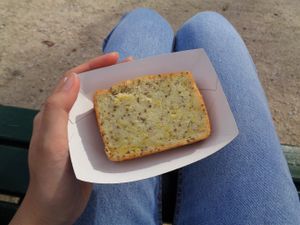 Lemon cake at SAMAM - Cantine végétale in Paris