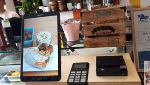 2 tablets availables to choose your meal ! at SAMAM - Cantine végétale in Paris
