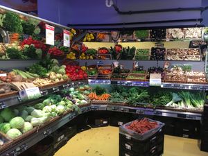 Produce at Basic - Eckenheimer Landstrase in Frankfurt