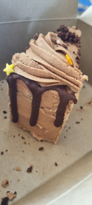 Chocolate and caramel cake at Picnic in Glasgow