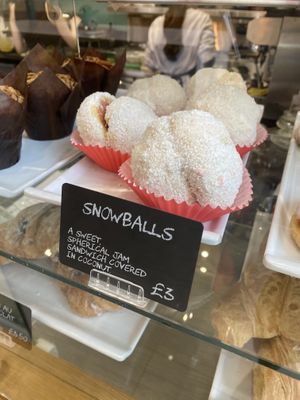 Snowballs   at Picnic in Glasgow