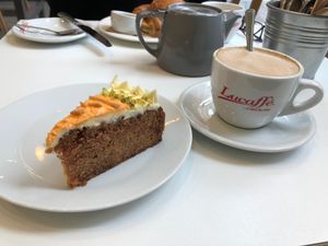 Carrot cake and flat white at Picnic in Glasgow