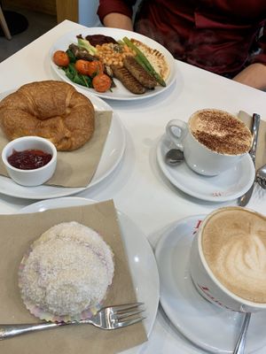 Full Breakfast with Snowball and Croissant - amazing!  at Picnic in Glasgow