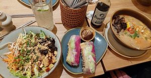 Nam Dau Phu (Nudelbowl), Sommerrollen mit Tofu, Pho Tofu Deluxe at An o Ban in Mainz