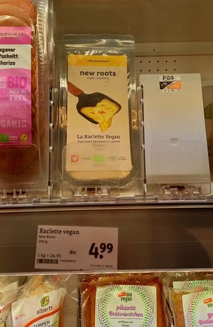 raclettekäse von new roots at Basic in Mannheim