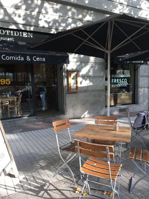 Nice place where to stop to grab a coffee. Some veg milks and vegan offers. Not bad :) at Le Pain Quotidien - Velazquez in Madrid