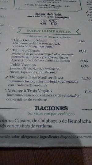 Some vegan choices in the menu at Le Pain Quotidien - Gran Via in Madrid