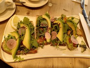 Avo toast at Le Pain Quotidien in Lausanne