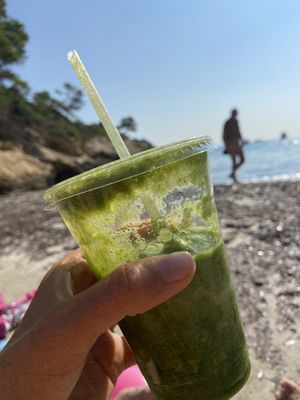 J at Ziva To Go - Industrial in Mallorca