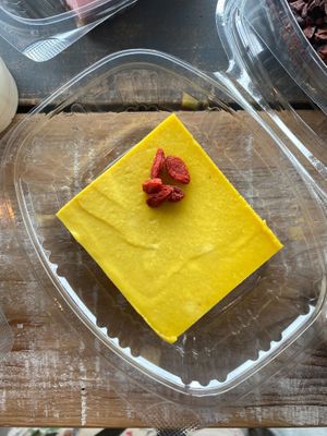 Lemon Curd Cake (vegan cake) at Ziva To Go - Industrial in Mallorca