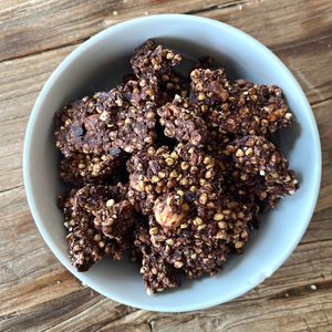 Ziva Raw Sprouted Granola in Choco available in a jar or bag.

Ready for order on our online shop.  at Ziva To Go - Industrial in Mallorca