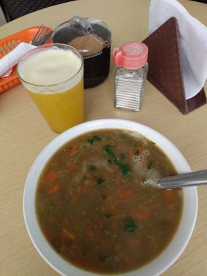 Lentil soup, juice drink at Semillas de Albahaca in Tunja