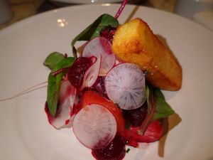 1 of the 3 starteres we got. An explosion of flavours and very well combined. at Graanmarkt 13 in Antwerpen