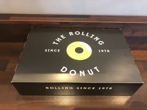 Box of 6 exterior at The Rolling Donut - Bachelors Walk in Dublin
