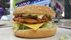 the The ";Who Ya Gonna Call?"; Burger. Homemade BBQ pulled seitan burger with homemade vegan ghost chilli-garlic mayo   at Sicily to Seattle in Newport