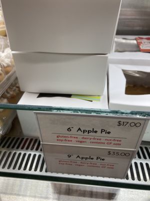 Apple pie at Mariposa Baking Company in San Francisco