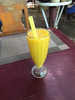 Mango juice at Golden Bamboo in Bagan