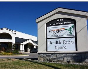 Veggies Health Food Store & Restaurant at Veggie's Health Food Center & Cafe in Ardmore