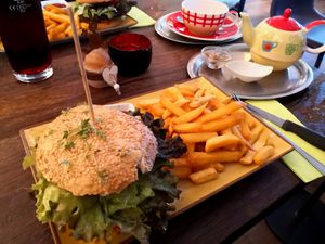Vegan burger at Cafe Panini in Schondorf