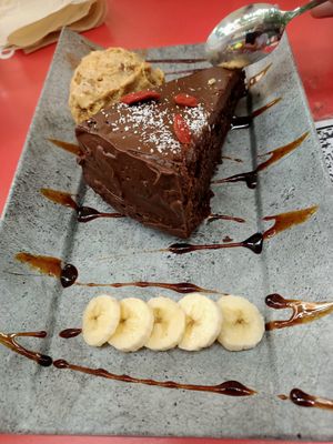Tarta de chocolate at Sanissimo - Principe Pio in Madrid