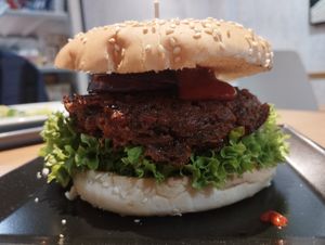 Spicy 🔥 Burger at Veganio in Prague