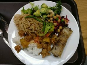 Auswahl vom Buffet  at Veganio in Prague