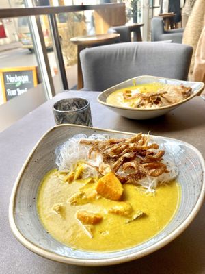 Japanese Curry with Noodles & Crispy Mushrooms   at Nordvegan in Oslo