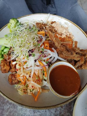 Buddha bowl at Nordvegan in Oslo