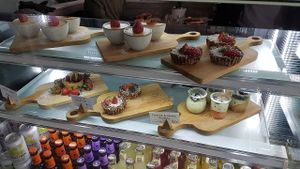 Desserts at Nordvegan in Oslo