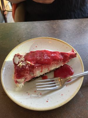 Vegan cheesecake 🌱  at Nordvegan in Oslo