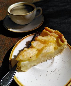 Apple Tart at Nordvegan in Oslo