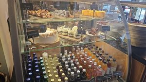Great selection of cakes and drinks at Nordvegan in Oslo