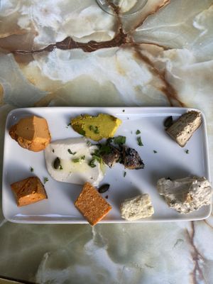 The small cheese plate at Le Faitout Vegan in Paris