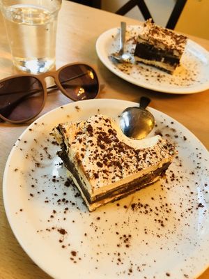 Opéras at Le Faitout Vegan in Paris