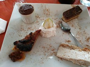 Café gourmand at Le Faitout Vegan in Paris