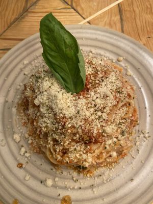 Gluten free pasta with almond cheese 🙌🏻❤️ at Aura Vegana in Mexico City