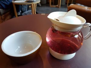 fruit tea 3,90€, no cookie nor chocolate on the side ...   at Full Circle - Zuid in Ghent