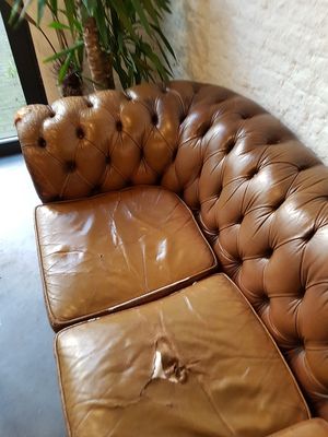 chesterfield leather sofa? or a good imitation?  at Full Circle - Zuid in Ghent