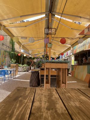 Nice ambience at Las Vegan's - Kazinczy Trailer in Budapest