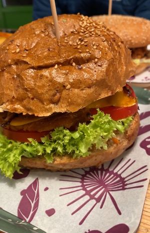 Seitan Burger  at Las Vegan's - Kazinczy Trailer in Budapest
