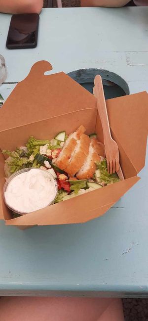  at Las Vegan's - Kazinczy Trailer in Budapest