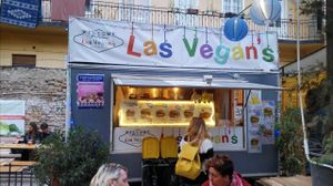 Food Truck at Las Vegan's - Kazinczy Trailer in Budapest