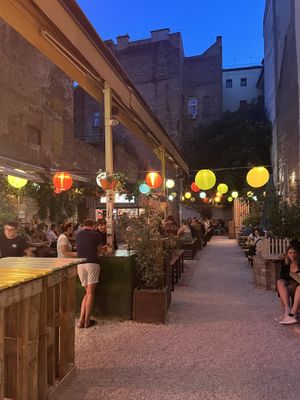   at Las Vegan's - Kazinczy Trailer in Budapest