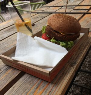 Seitan burger at Las Vegan's - Kazinczy Trailer in Budapest