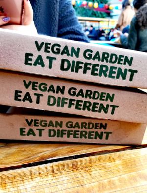 Packaging for food at Las Vegan's - Kazinczy Trailer in Budapest