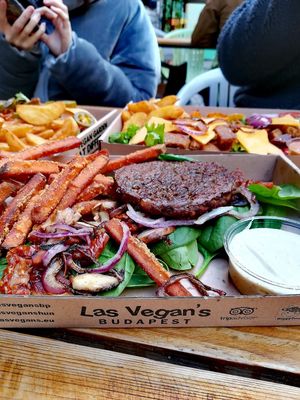 Magic mushroom burger box at Las Vegan's - Kazinczy Trailer in Budapest