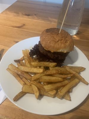 Quarter pounder with amazing chips  at Holy Cow in Edinburgh