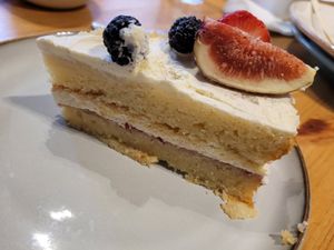 English Sponge Cake at Holy Cow in Edinburgh