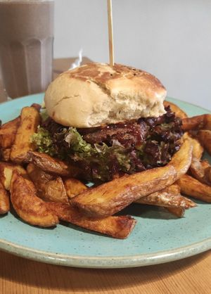 Burguer at Holy Cow in Edinburgh