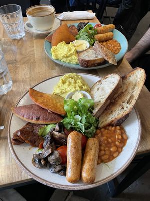 Full vegan breakfastt  at Holy Cow in Edinburgh